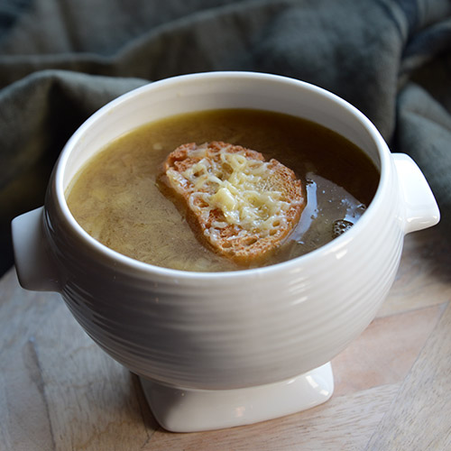 Soupe à l'oignon (la vraie recette) - Gastronomico